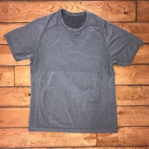 Lululemon Metal Vent Tech Grey Men’s Size Large